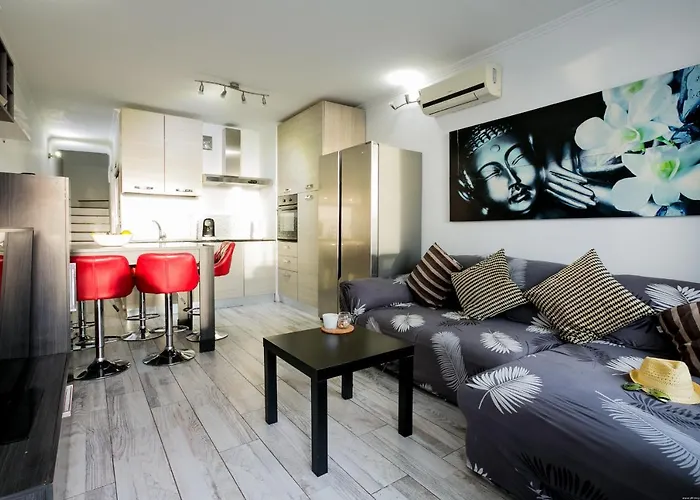 Apartamento 204 Atalaya 2 Bedrooms, Sea View, Private Parking